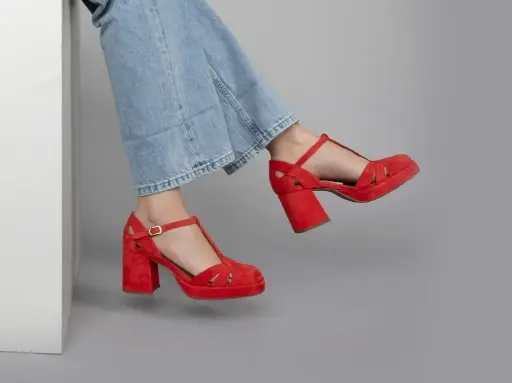 紅塔方跟鞋